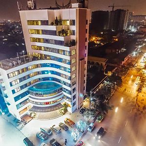 Muong Thanh Vinh Hotel